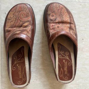Matisse leather paisley loafers, size 6.5
